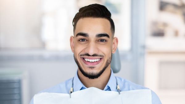 How Dentists Replace A Missing Tooth With A Dental Bridge